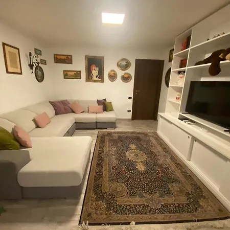 Будинок відпочинку Mia's House